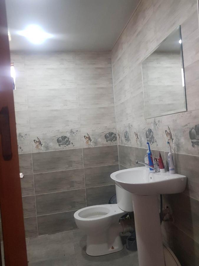 Hotel Shaumiani Кутаиси Экстерьер фото