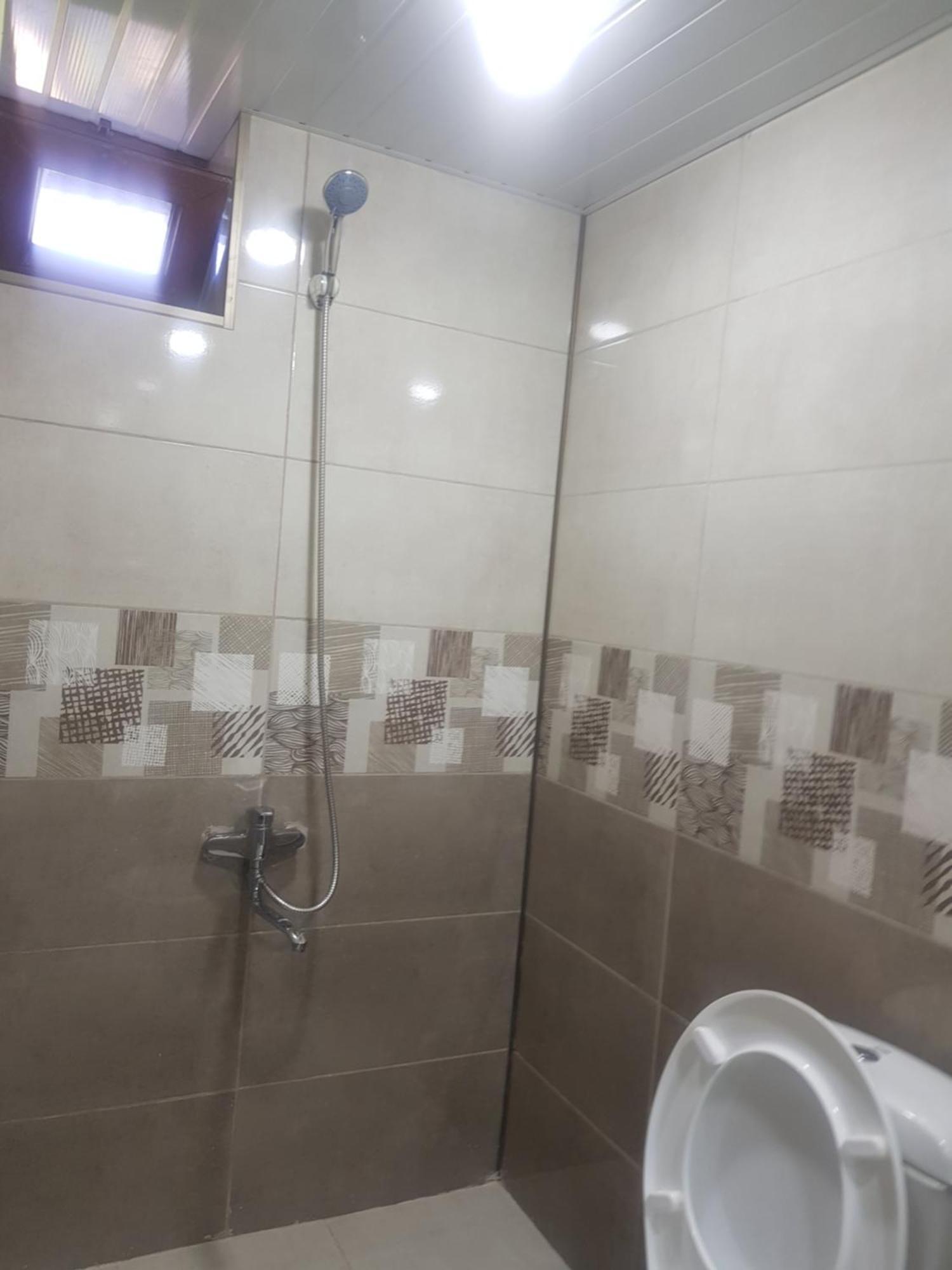 Hotel Shaumiani Кутаиси Экстерьер фото